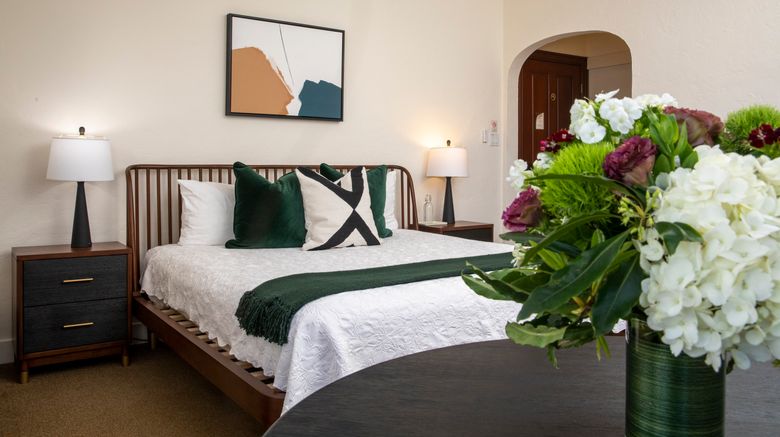 <b>Washington Square Inn Suite</b>. Images powered by <a href="https://www.leonardoworldwide.com/" title="Leonardo Worldwide" target="_blank">Leonardo</a>.