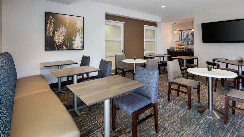 <b>Residence Inn Glenwood Springs Restaurant</b>. Images powered by <a href="https://www.leonardoworldwide.com/" title="Leonardo Worldwide" target="_blank">Leonardo</a>.