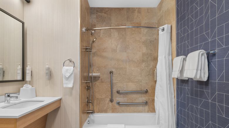 <b>Spark by Hilton Bakersfield Central Room</b>. Images powered by <a href="https://www.leonardoworldwide.com/" title="Leonardo Worldwide" target="_blank">Leonardo</a>.