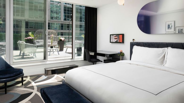 <b>BISHA, a Luxury Collection Hotel,Toronto Suite</b>. Images powered by <a href="https://www.leonardoworldwide.com/" title="Leonardo Worldwide" target="_blank">Leonardo</a>.