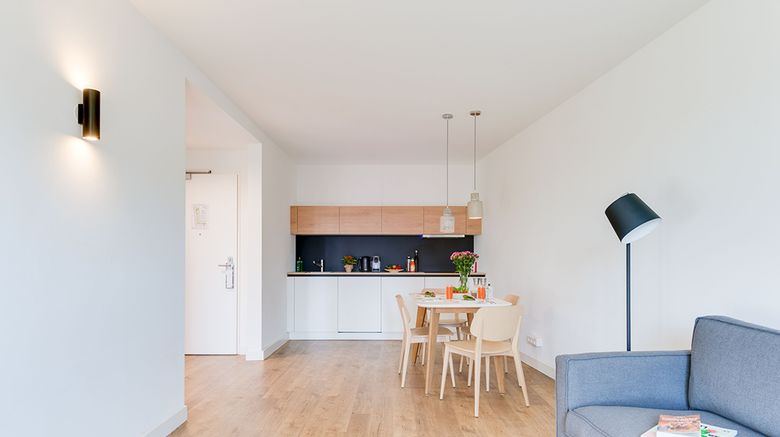 <b>Entree Hotel Berlin-Karlshorst Room</b>. Images powered by <a href="https://www.leonardoworldwide.com/" title="Leonardo Worldwide" target="_blank">Leonardo</a>.