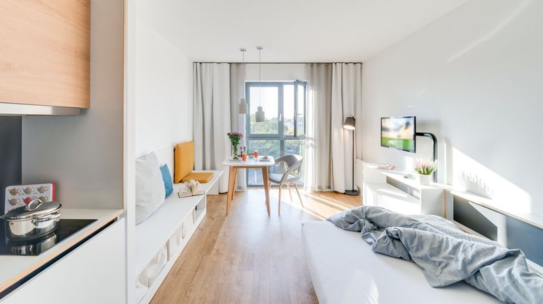 <b>Entree Hotel Berlin-Karlshorst Room</b>. Images powered by <a href="https://www.leonardoworldwide.com/" title="Leonardo Worldwide" target="_blank">Leonardo</a>.
