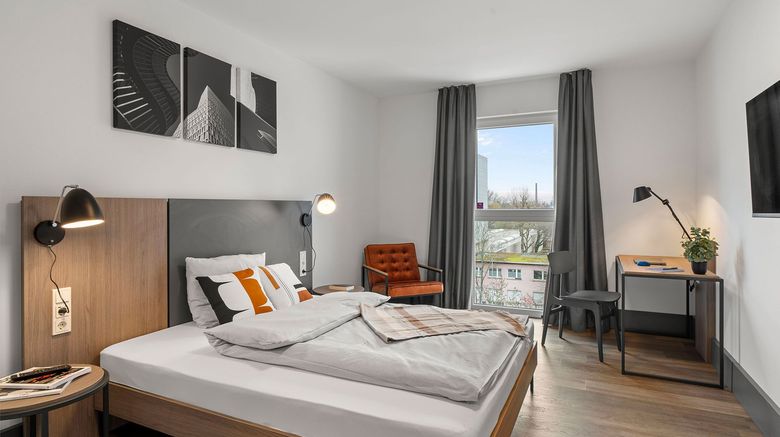 <b>smartments Frankfurt City-Ost Room</b>. Images powered by <a href="https://www.leonardoworldwide.com/" title="Leonardo Worldwide" target="_blank">Leonardo</a>.