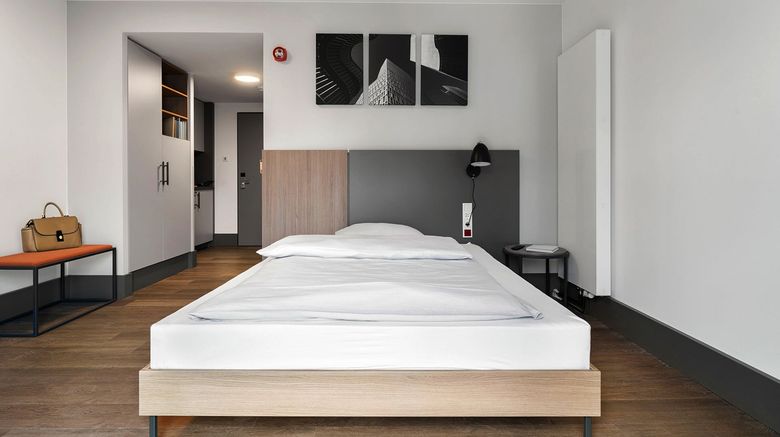 <b>smartments Frankfurt City-Ost Room</b>. Images powered by <a href="https://www.leonardoworldwide.com/" title="Leonardo Worldwide" target="_blank">Leonardo</a>.