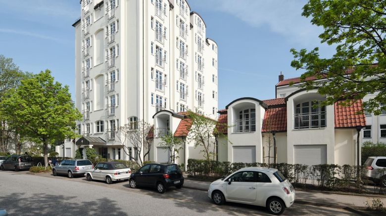 SMARTments Business Aussenalster Exterior. Images powered by <a href="https://www.leonardoworldwide.com" target="_blank" rel="noopener">Leonardo</a>.
