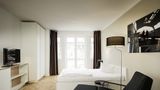 <b>smartments Hamburg Aussenalster Room</b>. Images powered by <a href="https://www.leonardoworldwide.com/" title="Leonardo Worldwide" target="_blank">Leonardo</a>.