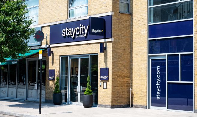 Staycity Aparthotels Greenwich High Road Exterior