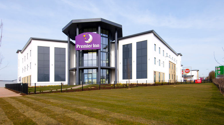 <b>Premier Inn Bicester Exterior</b>. Images powered by <a href="https://www.leonardoworldwide.com/" title="Leonardo Worldwide" target="_blank">Leonardo</a>.
