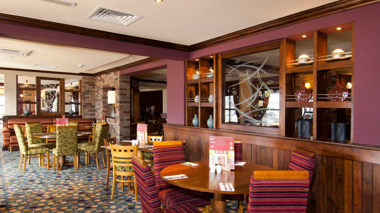 <b>Premier Inn Bicester Lobby</b>. Images powered by <a href="https://www.leonardoworldwide.com/" title="Leonardo Worldwide" target="_blank">Leonardo</a>.