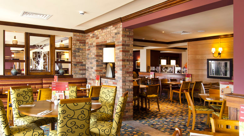 <b>Premier Inn Bicester Lobby</b>. Images powered by <a href="https://www.leonardoworldwide.com/" title="Leonardo Worldwide" target="_blank">Leonardo</a>.