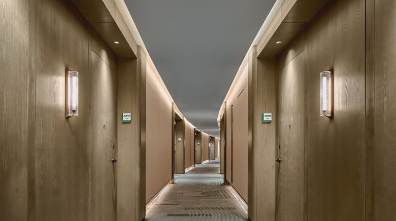 <b>Holiday Inn Tianhe Airport Lobby</b>. Images powered by <a href="https://www.leonardoworldwide.com/" title="Leonardo Worldwide" target="_blank">Leonardo</a>.
