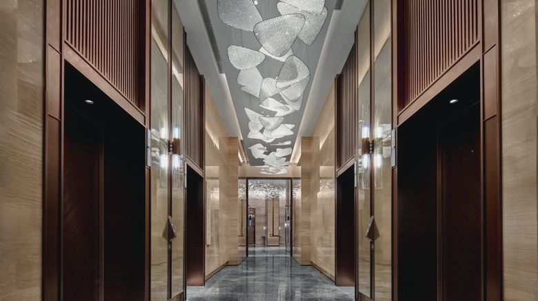 <b>Holiday Inn Tianhe Airport Lobby</b>. Images powered by <a href="https://www.leonardoworldwide.com/" title="Leonardo Worldwide" target="_blank">Leonardo</a>.