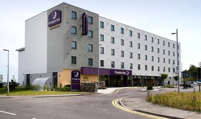 Premier Inn Hotel Aberdeen Airport Dyce Exterior