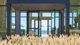 Hotel Moraine Exterior