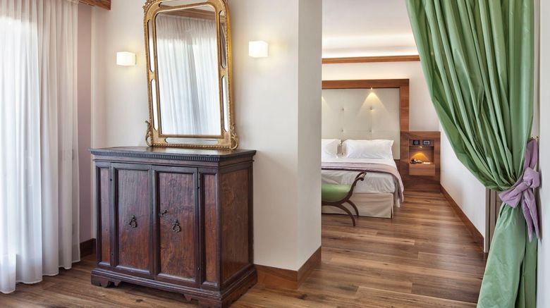 <b>Valle Di Assisi Suite</b>. Images powered by <a href="https://www.leonardoworldwide.com/" title="Leonardo Worldwide" target="_blank">Leonardo</a>.