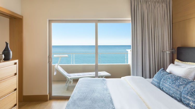 Malibu Beach Inn Suite