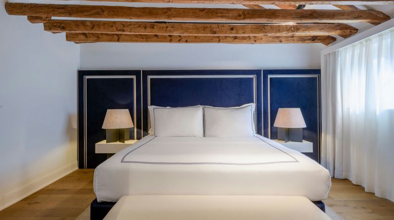 <b>El Autor Hotel, Autograph Collection Suite</b>. Images powered by <a href="https://www.leonardoworldwide.com/" title="Leonardo Worldwide" target="_blank">Leonardo</a>.