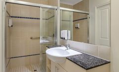 Park Regis City Quays