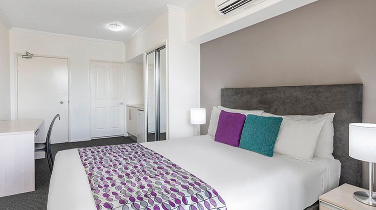 Park Regis City Quays Room