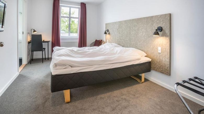 <b>Hotel Birsko Room</b>. Images powered by <a href="https://www.leonardoworldwide.com/" title="Leonardo Worldwide" target="_blank">Leonardo</a>.