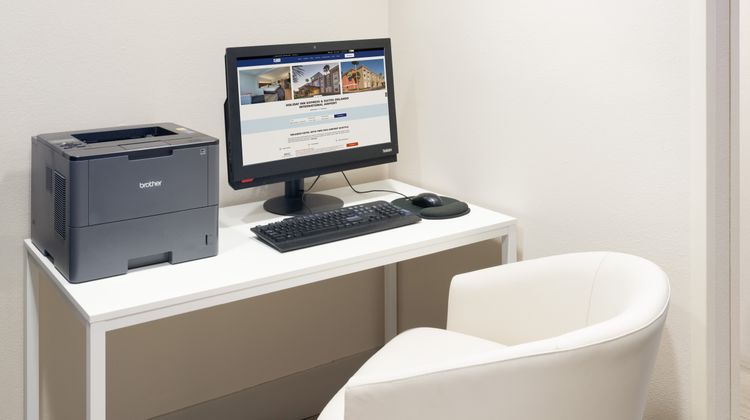 Holiday Inn Express & Suites Other