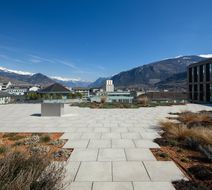 Holiday Inn Exp  Suites Sion Exterior