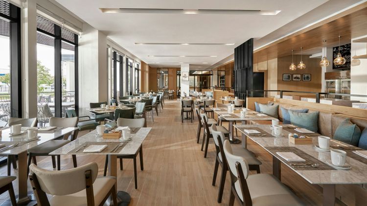 Fairfield by Marriott South Binh Duong Restaurant