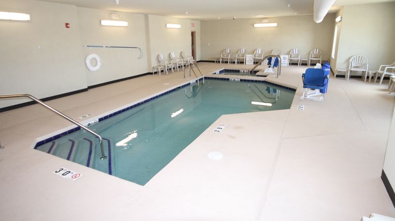 <b>Cobblestone Hotel & Suites Devils Lake Pool</b>. Images powered by <a href="https://www.leonardoworldwide.com/" title="Leonardo Worldwide" target="_blank">Leonardo</a>.