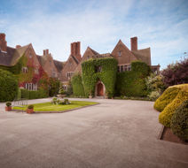 Mallory Court Hotel Exterior