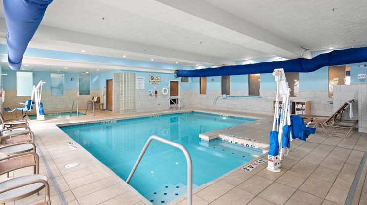 Holiday Inn Express Pool
