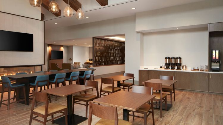 Residence Inn Reston Restaurant