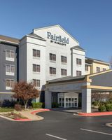 Fairfield Inn & Suites