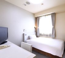 Hotel Wing International Himeji Room