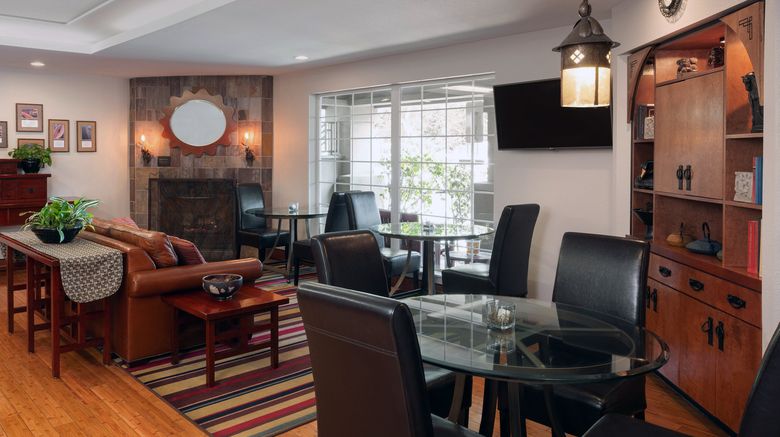 <b>Larkspur Landing Folsom Hotel Lobby</b>. Images powered by <a href="https://www.leonardoworldwide.com/" title="Leonardo Worldwide" target="_blank">Leonardo</a>.