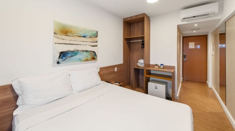 <b>Blue Tree Towers Jaguariuna Room</b>. Images powered by <a href="https://www.leonardoworldwide.com/" title="Leonardo Worldwide" target="_blank">Leonardo</a>.