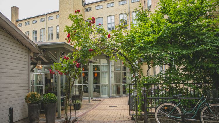 The More Hotel Exterior