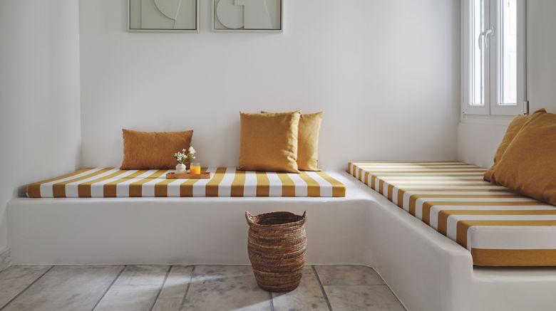 <b>Numo Mykonos Room</b>. Images powered by <a href="https://www.leonardoworldwide.com/" title="Leonardo Worldwide" target="_blank">Leonardo</a>.