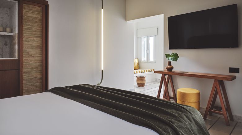 <b>Numo Mykonos Room</b>. Images powered by <a href="https://www.leonardoworldwide.com/" title="Leonardo Worldwide" target="_blank">Leonardo</a>.