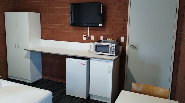 <b>Junction Motel Wagga Room</b>. Images powered by <a href="https://www.leonardoworldwide.com/" title="Leonardo Worldwide" target="_blank">Leonardo</a>.