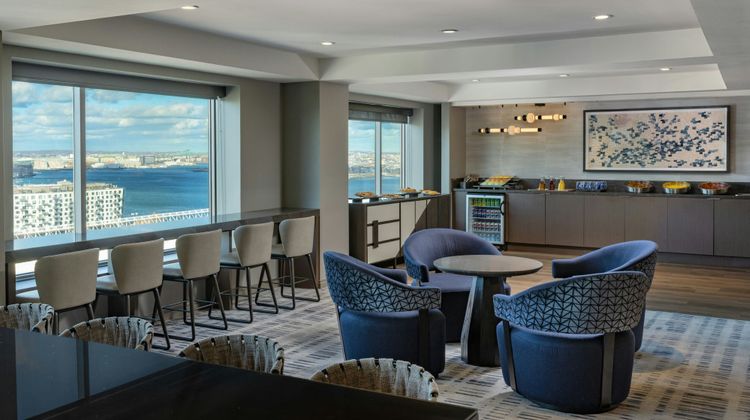 Renaissance Boston Seaport District Restaurant