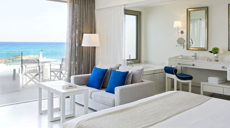 <b>Knossos Beach Bungalows & Suites Suite</b>. Images powered by <a href="https://www.leonardoworldwide.com/" title="Leonardo Worldwide" target="_blank">Leonardo</a>.