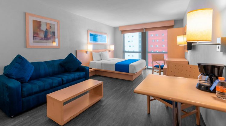 City Express by Marriott Suite