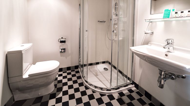 <b>SS Rotterdam Hotel Room</b>. Images powered by <a href="https://www.leonardoworldwide.com/" title="Leonardo Worldwide" target="_blank">Leonardo</a>.