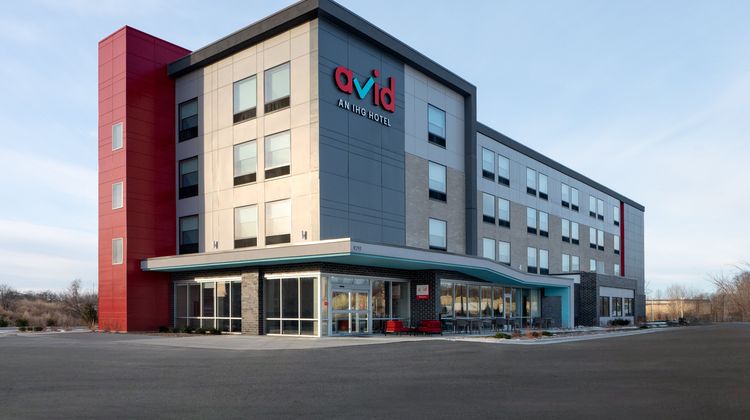 avid hotel Oak Creek Exterior