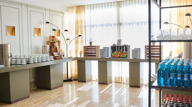 <b>Hotel Palace Berlin Ballroom</b>. Images powered by <a href="https://www.leonardoworldwide.com/" title="Leonardo Worldwide" target="_blank">Leonardo</a>.