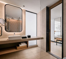 Holiday Inn & Suites Penang Prai Room