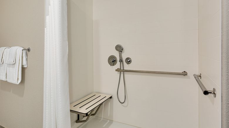 <b>Holiday Inn Express & Suites Hayward Room</b>. Images powered by <a href="https://www.leonardoworldwide.com/" title="Leonardo Worldwide" target="_blank">Leonardo</a>.