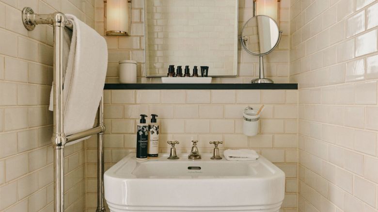 <b>Soho House Berlin Room</b>. Images powered by <a href="https://www.leonardoworldwide.com/" title="Leonardo Worldwide" target="_blank">Leonardo</a>.