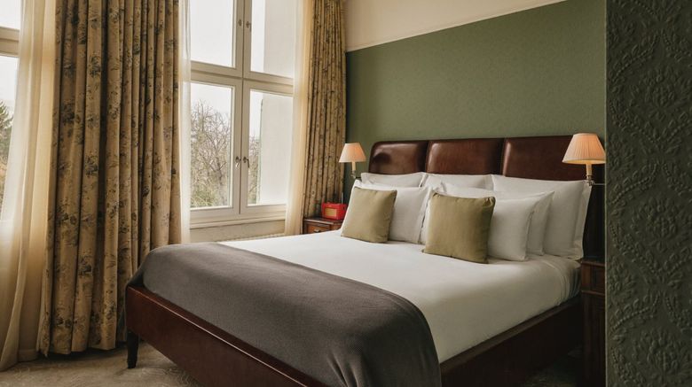 <b>Soho House Berlin Room</b>. Images powered by <a href="https://www.leonardoworldwide.com/" title="Leonardo Worldwide" target="_blank">Leonardo</a>.