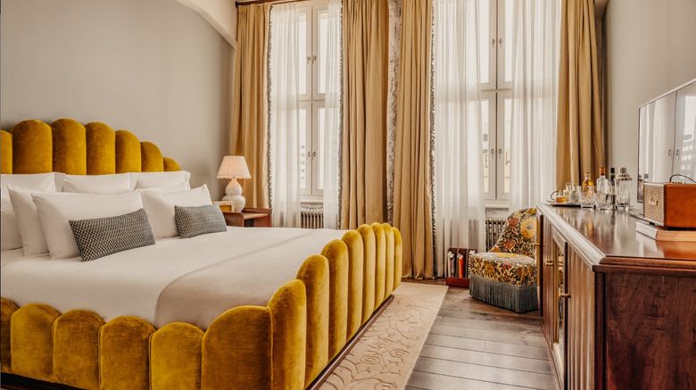 <b>Soho House Berlin Room</b>. Images powered by <a href="https://www.leonardoworldwide.com/" title="Leonardo Worldwide" target="_blank">Leonardo</a>.